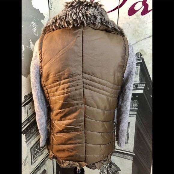 Great vest for fall by New Direction in medium - Picture 2 of 3